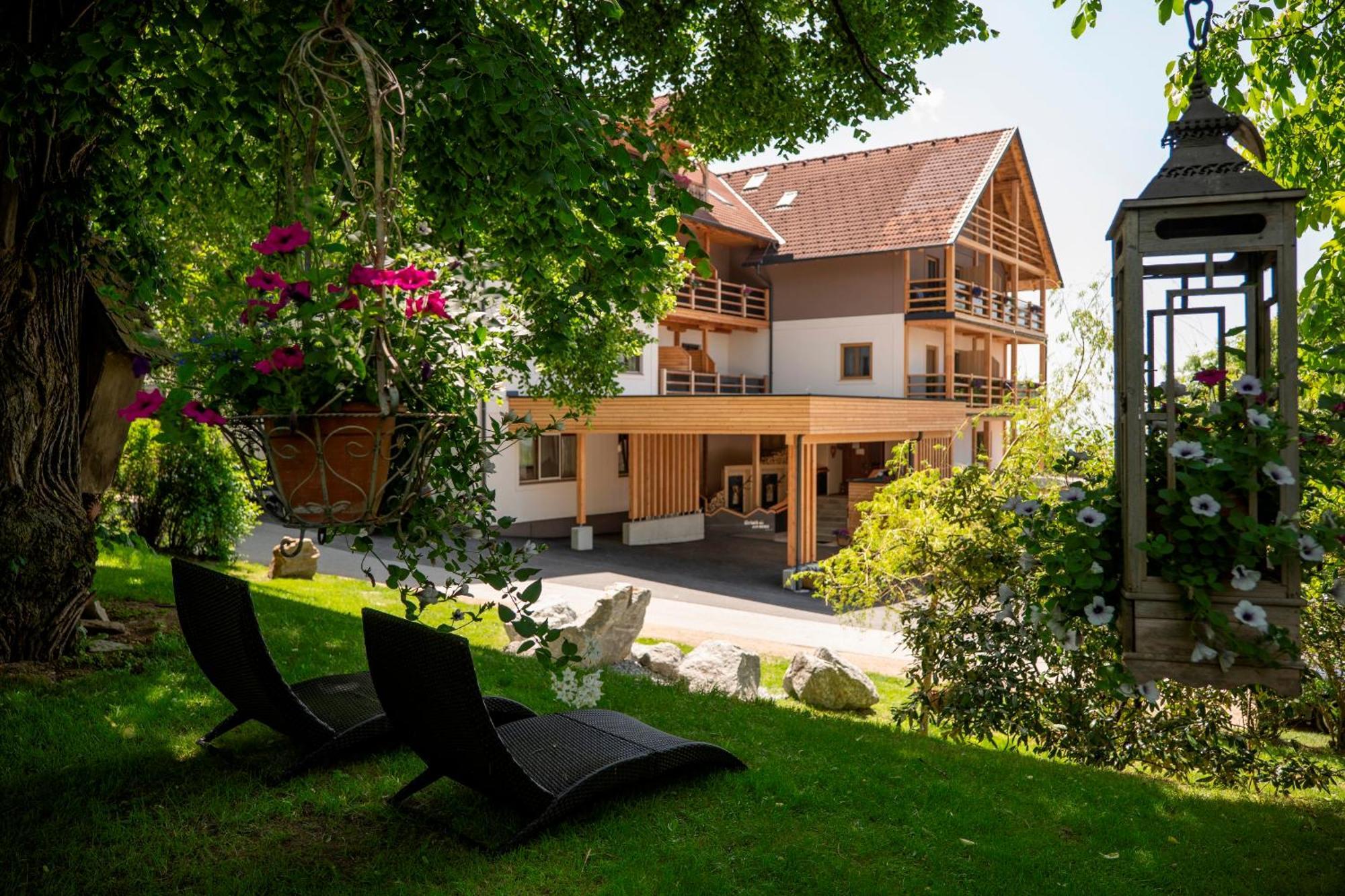 Hotel Schwengerer Monichwald Bagian luar foto