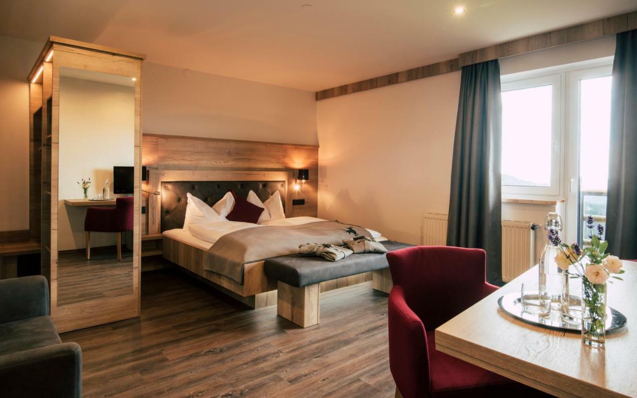 Hotel Schwengerer Monichwald Bagian luar foto
